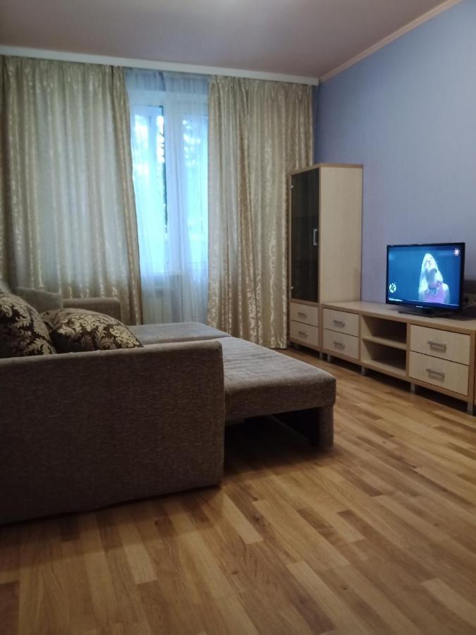 2 К Квартира Между Двумя Станциями Метро Студенческая И Академика Павлова Harkiv Exterior foto